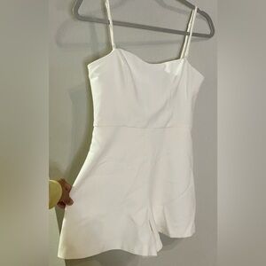 FRENCH CONNECTION WHITE SHORTS ROMPER